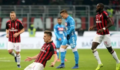 Krzysztof Piatek, delantero del Milan, celebra uno de sus goles. 