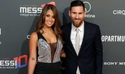 El futbolista argentino Leo Messi y su esposa Antonella Rocuzzo.
