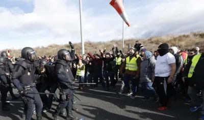 Recientemente en España los taxistas protestaron.