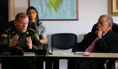 Comandante de la Policía y Gobernador de Atlántico.