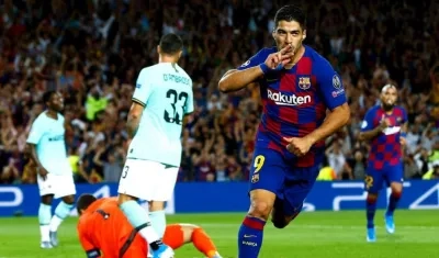 Luis Suárez celebra el gol del triunfo ante el Inter. 