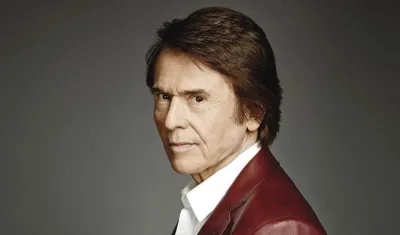 Raphael, cantante español.