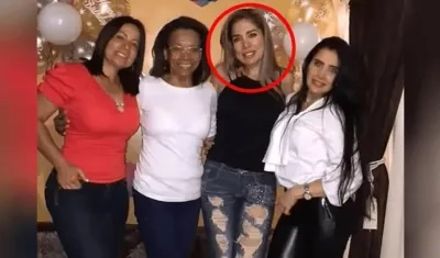 Tatiana Oliveros (círculo) y Aida Merlano (derecha).