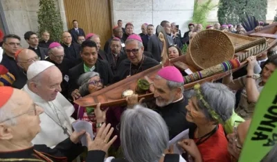 Papa Francisco en un evento del Sínodo de obispos.