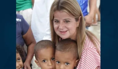 La candidata Elsa Noguera, poco antes del incidente.