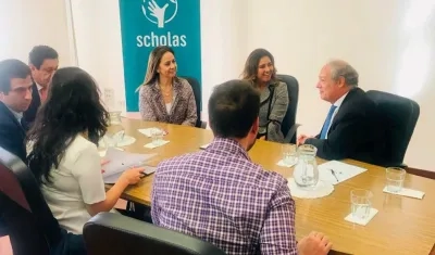  Reunión en El Vaticano de la Primera dama María Juliana Ruiz.