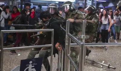 Imagen de la protesta en el metro.