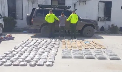 Droga hallada en la jurisdicción del barrio Villa Muvdi de Soledad.