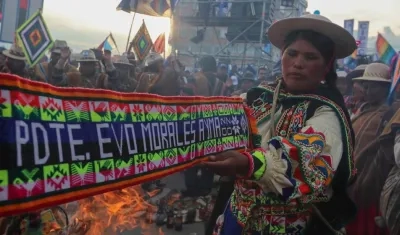  Indígenas bolivianos asistieron al cierre de campaña del presidente de Bolivia, Evo Morales.