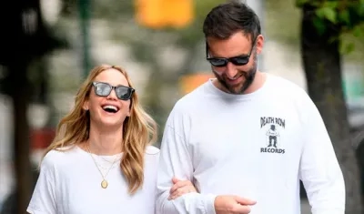 La actriz Jennifer Lawrence y su esposo Cooke Maroney.