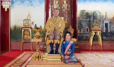 Sineenat,  concubina de honor del rey Vajiralongkorn.