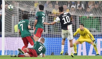 Uno de los golazos que marcó Paulo Dybala.