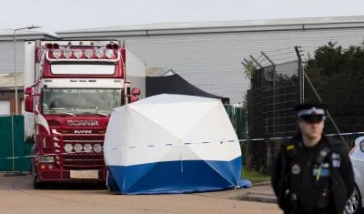 Los cuerpos sin vida de los 38 adultos y un adolescente fueron encontrados en la madrugada del miércoles.