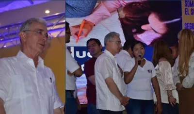 Presidente Uribe, con integrantes de su partido Centro Democrático.