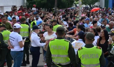 La Policía acordonó el lugar para garantizar la seguridad en Don Bosco.