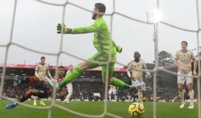 Acción del gol de Joshua King.