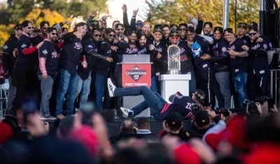 Los Nacionales celebrando en Washington.