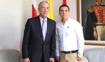 El rector (e) Jorge Restrepo con el Gobernador Eduardo Verano.