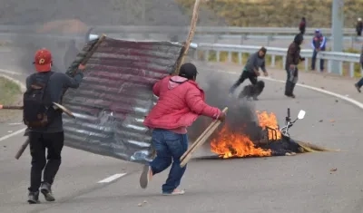 Enfrentamientos entre opositores y simpatizantes del Gobierno boliviano.