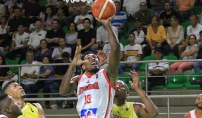 Luis Jacobo, una de las figuras de Titanes. 