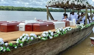 Llegada de los restos a Bojayá.