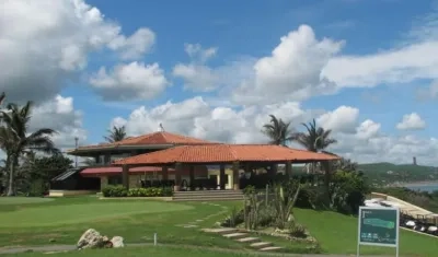 Canchas de golf del Country Club, en Sabanilla.
