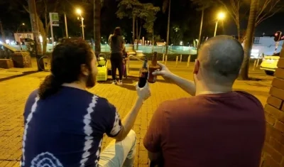 Los mayores de edad que incurran en estos comportamientos les aplicarán las sanciones del Código Nacional de Seguridad y Convivencia. 