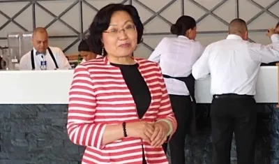 Zhu Xiaoyan, Consejera Cultural de la Embajada China.