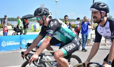 El ciclista Peter Sagan (izquierda).