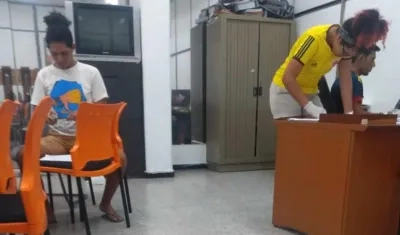 Tomistas en las oficinas de la Vicerrectoría Administrativa de Uniatlántico.