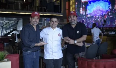 Víctor Ariza González, Carlos Ramírez Zuluaga y Eduardo Uribe.