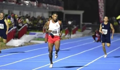 Anthony Zambrano, atleta de la Liga del Atlántico. 