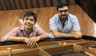 El pianista Andrés Santander y el tenor barranquillero Eduardo Escolar.