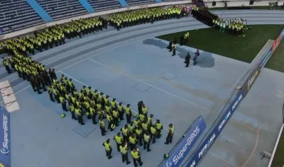 Los uniformados que estarán durante la final.