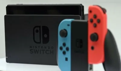 Fotografía de archivo de la consola de juegos Nintendo Switch durante su presentación en Tokio, (Japón).