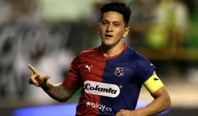 El delantero Germán Cano.