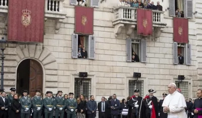 Papa Francisco en la tradicional visita a la Plaza España en Roma, que hace todos los años el 8 de diciembre.