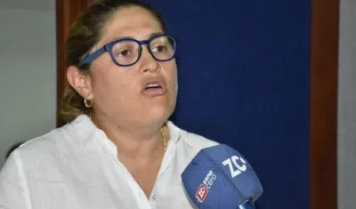 Alma Solano, Secretaria de Salud.