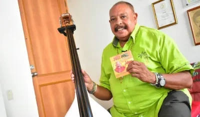 El cantautor Juan Piña.