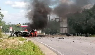 Así quedó el vehículo que explotó tras lanzar tatucos a la base militar en Cubará.