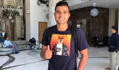 Larry Vásquez, volante colombiano. 