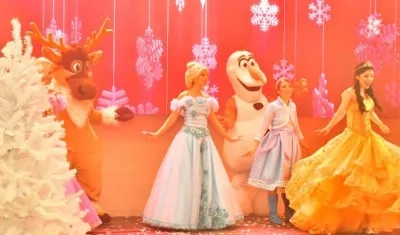 Personajes del espectáculo.