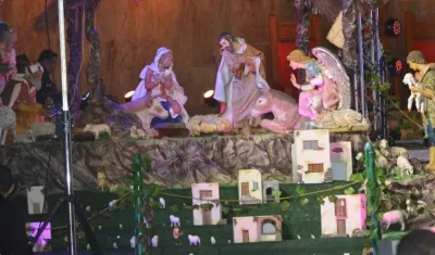 El pesebre que simboliza el nacimiento del Niño Jesús.