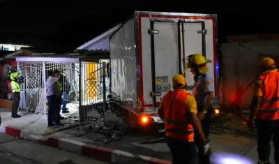 Camión que chocó contra casa en La Manga.
