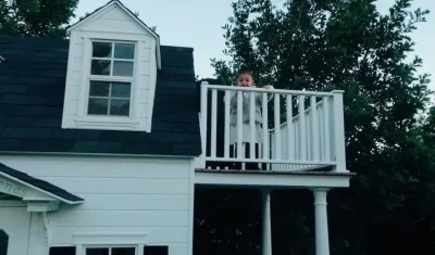 Stormi en la casa que Kris Jenner le regaló para Navidad.