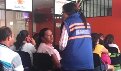 La Superintendencia de Transporte ejerciendo controles en las terminales.