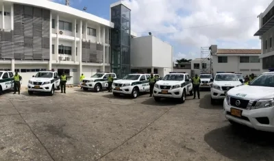 Camionetas entregadas por el Ministerio del Interior.