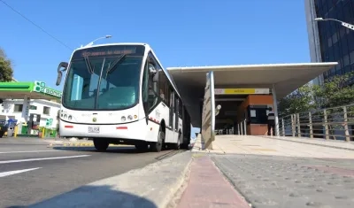 El aumento tarifario también cobija la flota de Transmetro.