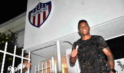 Fabián Viáfara en la sede del Junior.
