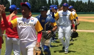 Jugadores de Colombia, tras el triunfo. 